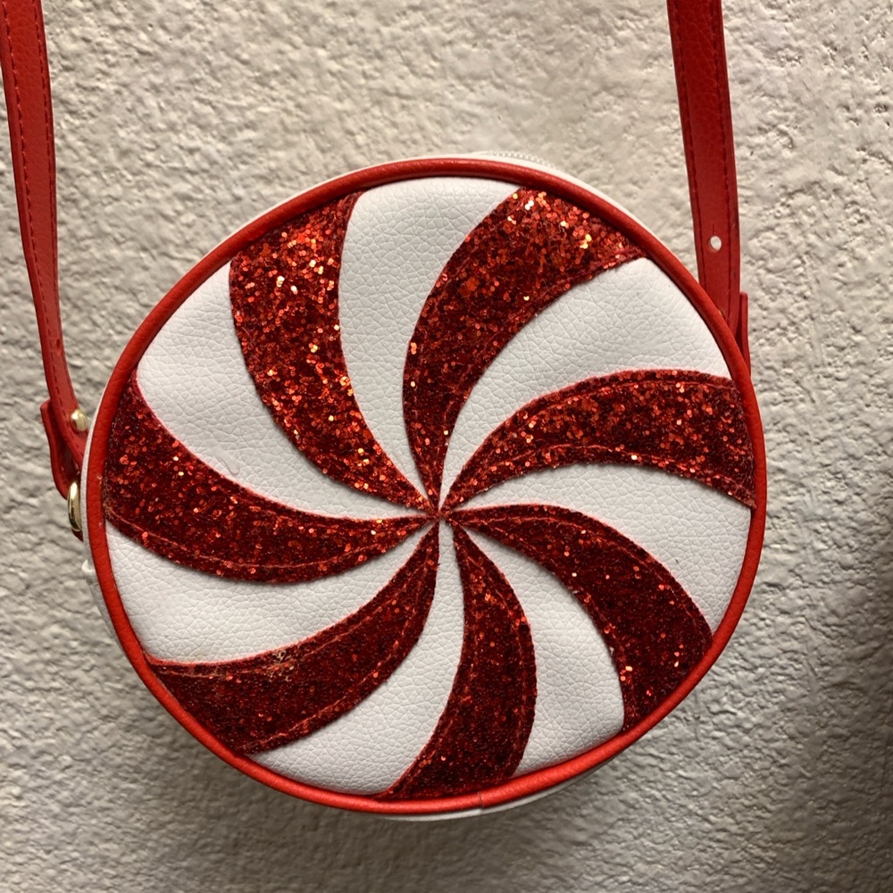 Peppermint purse
